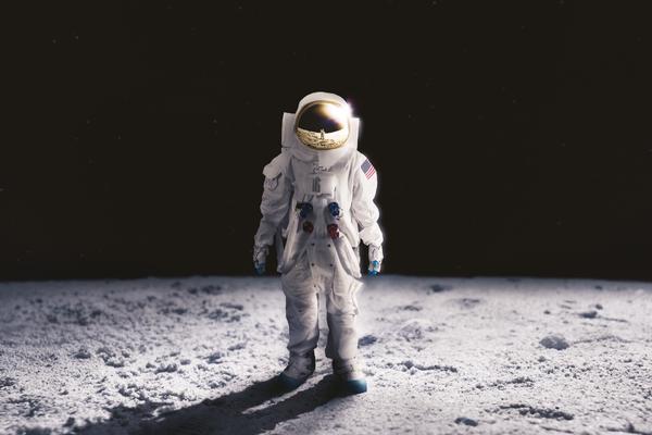 Nasa program to return people to the moon